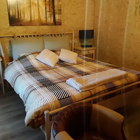 Lomalienne فندق مبيت وإفطار 3*
