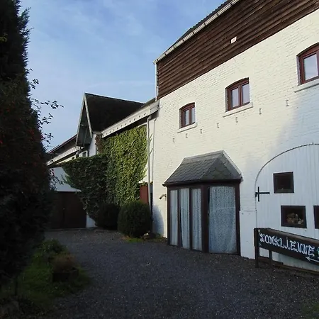 住宿加早餐酒店 Lomalienne 3*