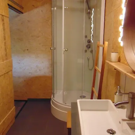 住宿加早餐酒店 Lomalienne