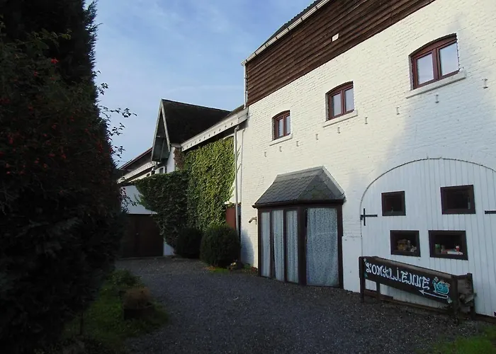 Bed & Breakfast Lomalienne 3*